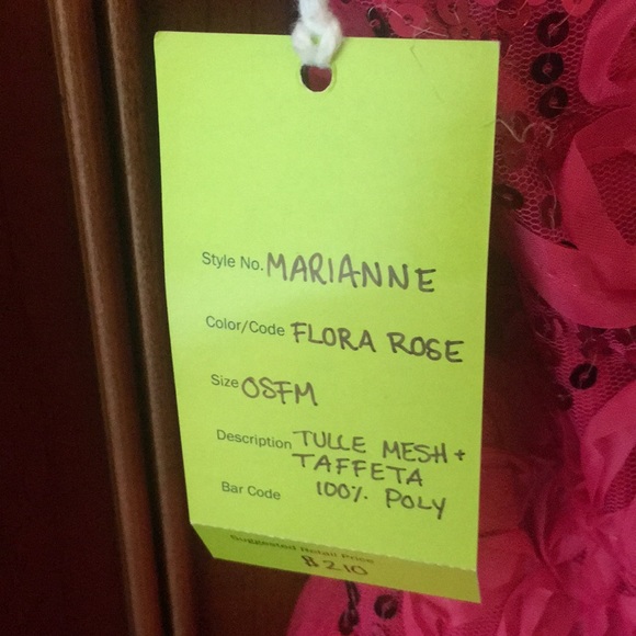 Gorgeous Stella M’lia dress with tulle - Picture 4 of 8